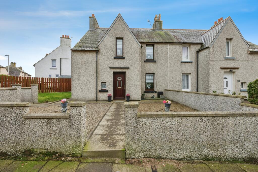 3 bedroom semi-detached house