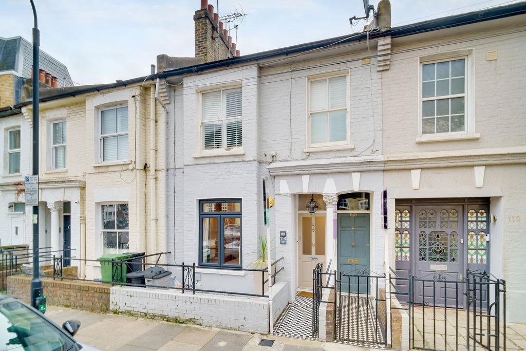 Main image of property: Broughton Road, London, SW6