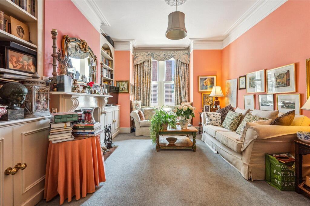 Main image of property: Swift Street, London, SW6