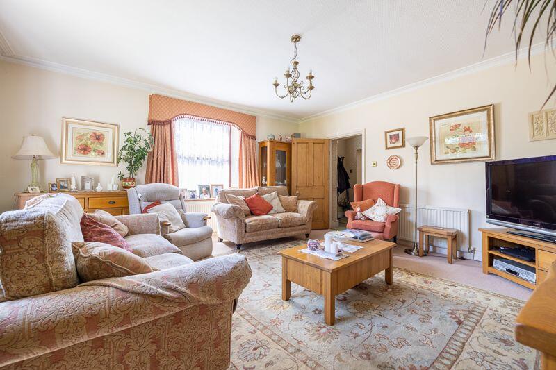 Additional property image - Detached period 4 bedroom house in central Bruton