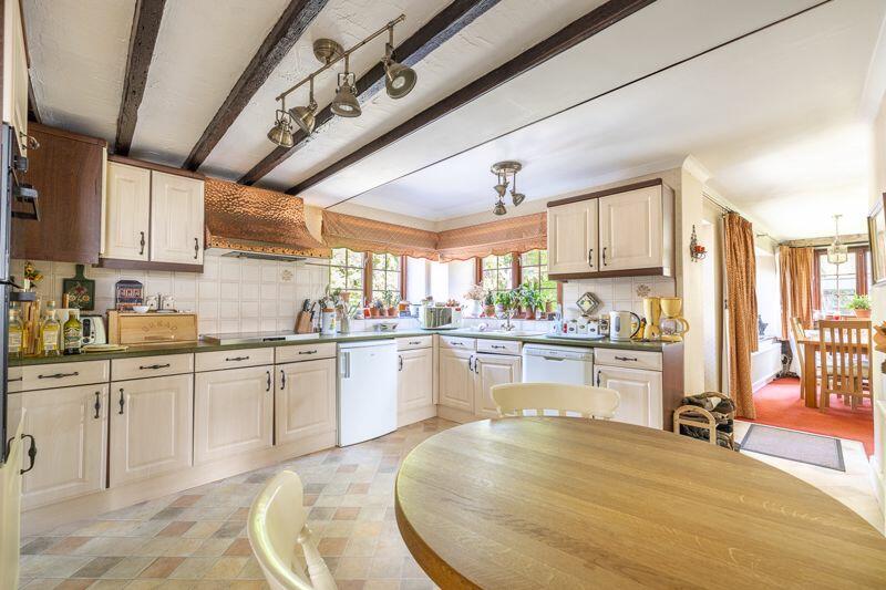 Additional property image - Detached period 4 bedroom house in central Bruton