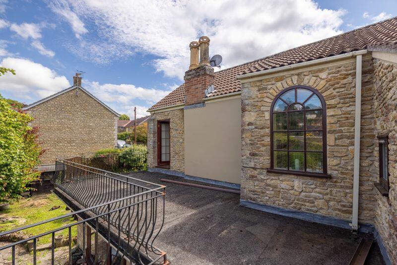 Additional property image - Detached period 4 bedroom house in central Bruton