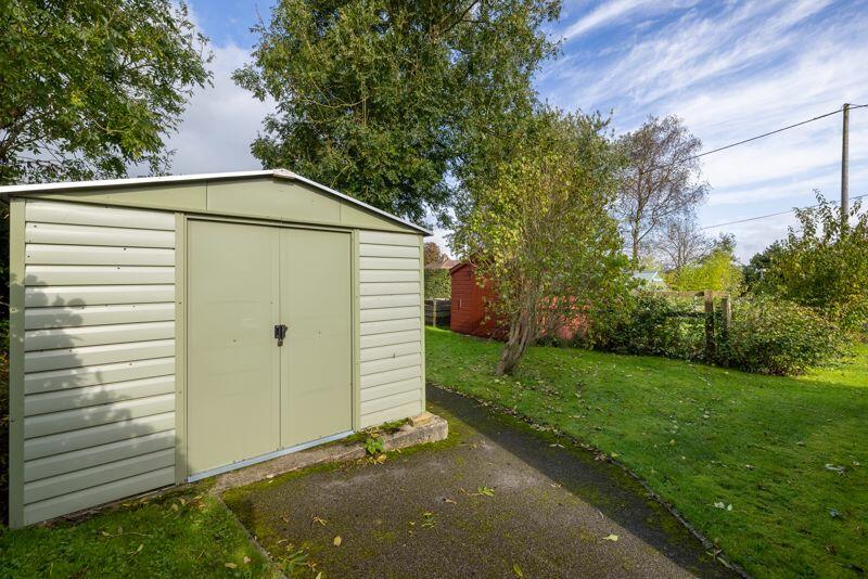 Additional property image - Detached 4 bedroom bungalow on the edge of Charlton Musgrove.