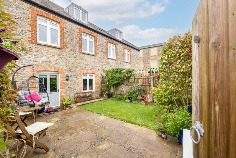 Additional property image - Stunning three bedroom Silk Mill conversion in Evercreech