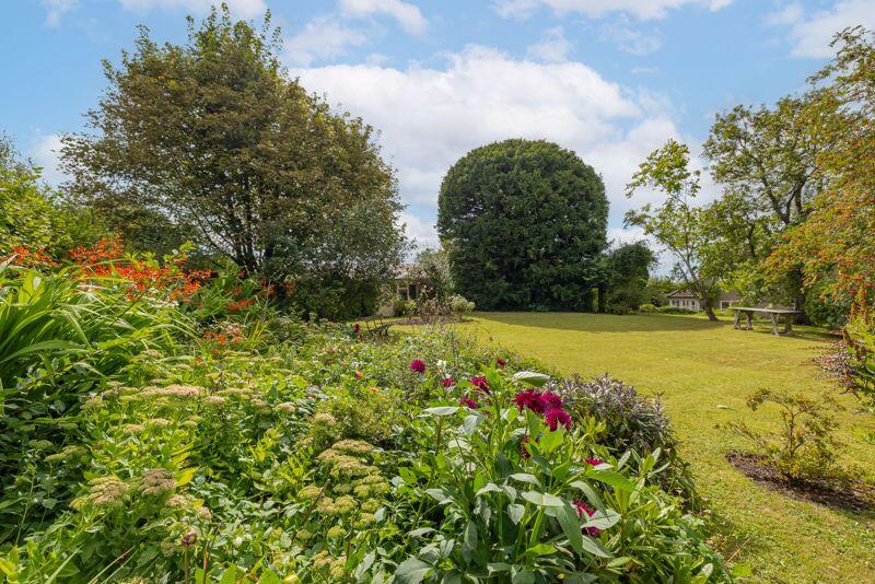 Additional property image - Wonderful period house set in approx 3.50 acres in Sutton Montis
