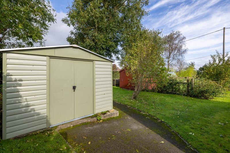Additional property image - Detached 4 bedroom bungalow on the edge of Charlton Musgrove.