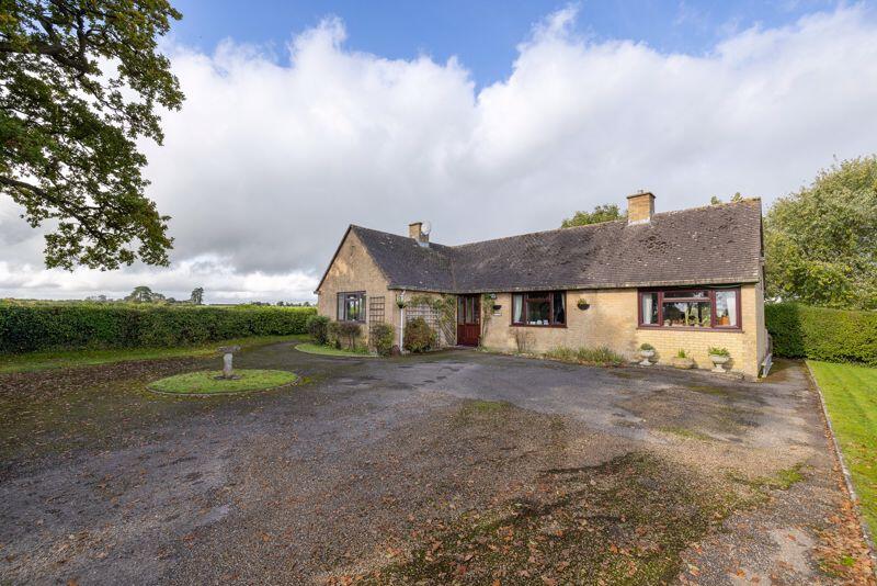 Additional property image - Detached 4 bedroom bungalow on the edge of Charlton Musgrove.