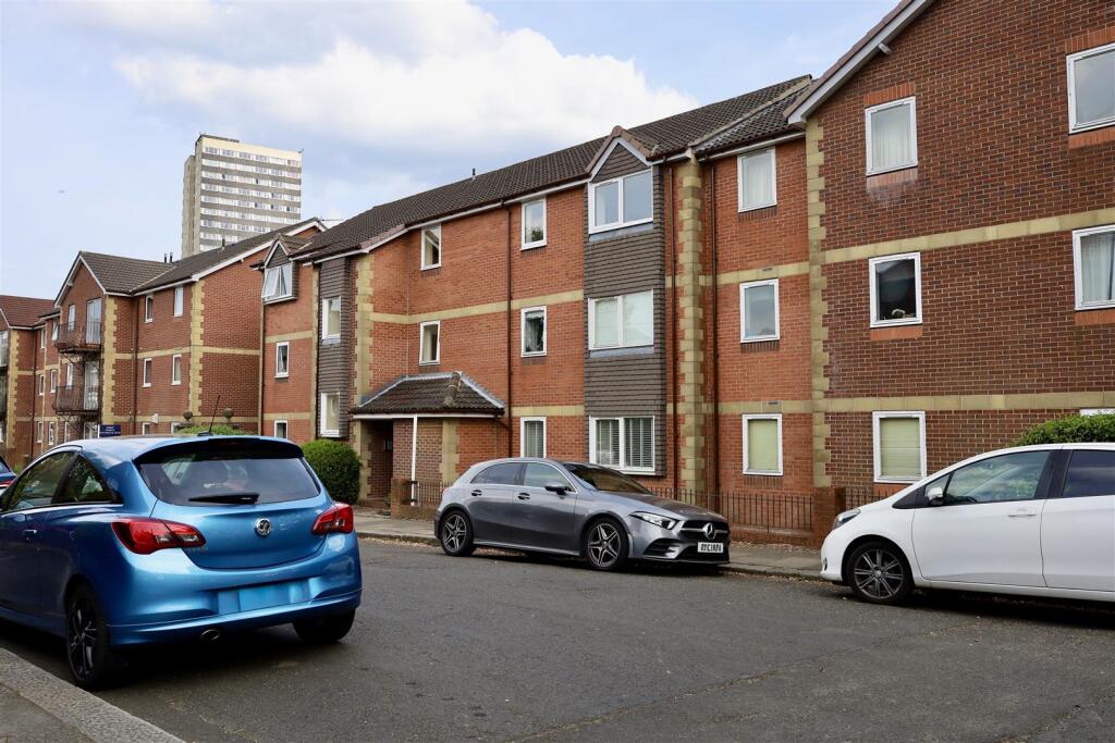Main image of property: Deneside Court, Jesmond Vale, Newcastle Upon Tyne, NE2