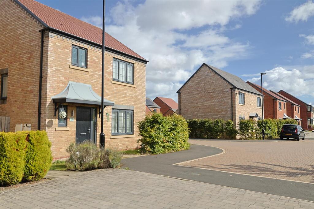 Main image of property: Barley Way, Moorfields, Killingworth