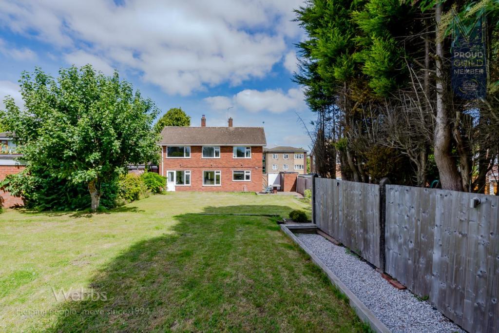 3 bedroom detached house for sale in Bamford Road, Bloxwich, Walsall, WS3
