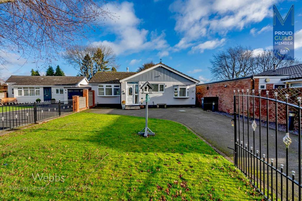 4 bedroom detached bungalow for sale in Enderley Close, Bloxwich