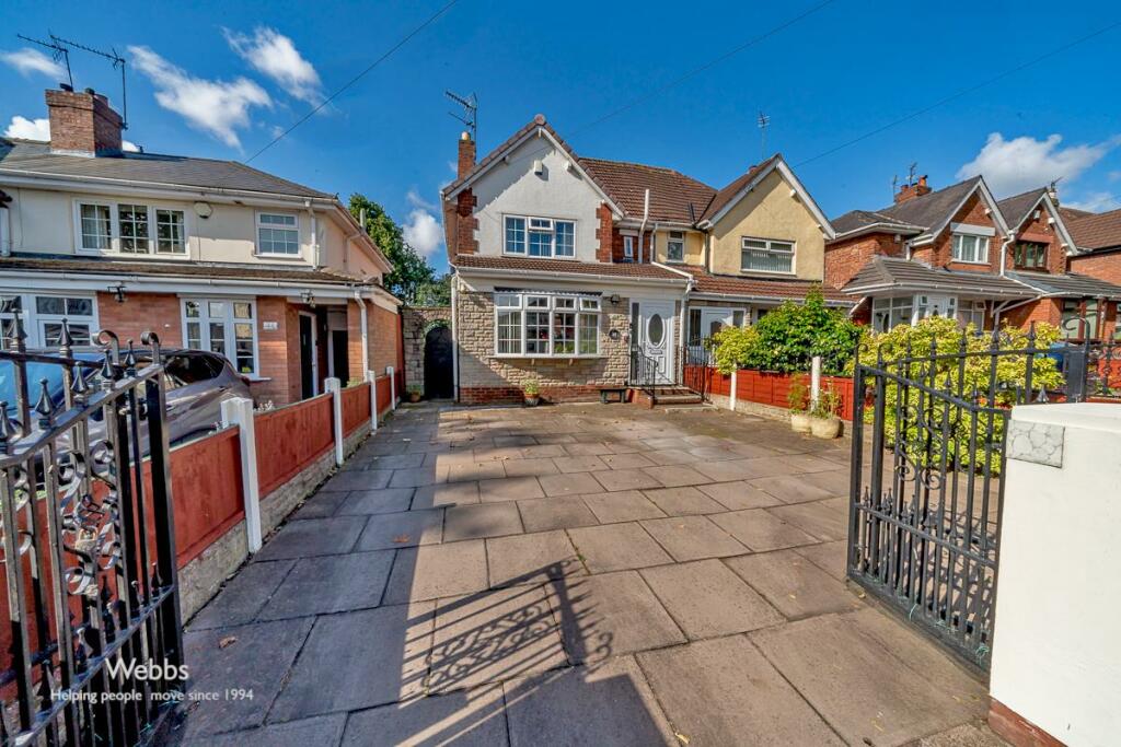 3 bedroom semidetached house for sale in Chantry Avenue, Walsall, WS3