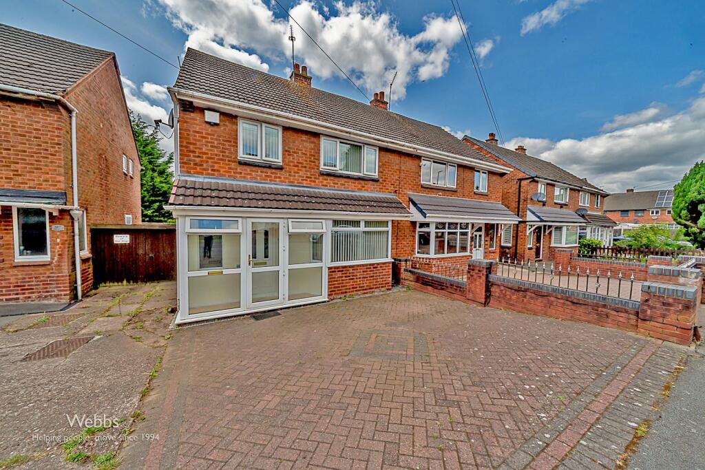 3 bedroom semi-detached house