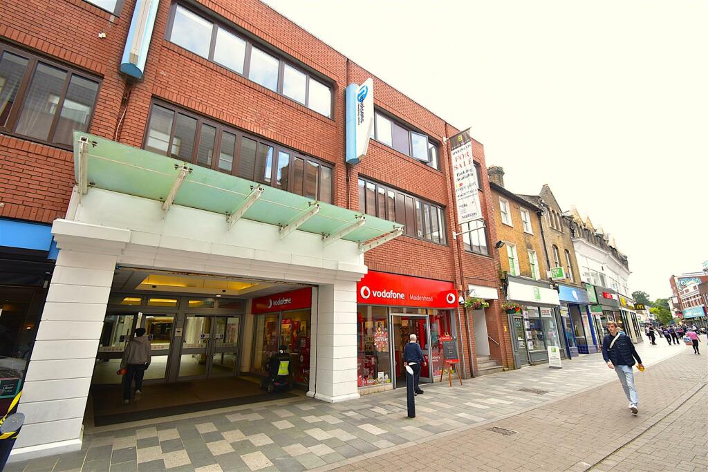 Main image of property: High Street, Maidenhead