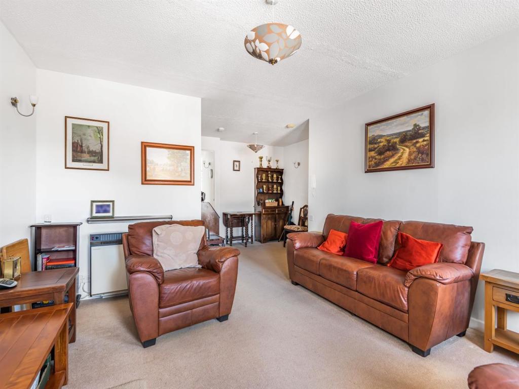 1 bedroom apartment for sale in Richmond Court, Towcester, NN12
