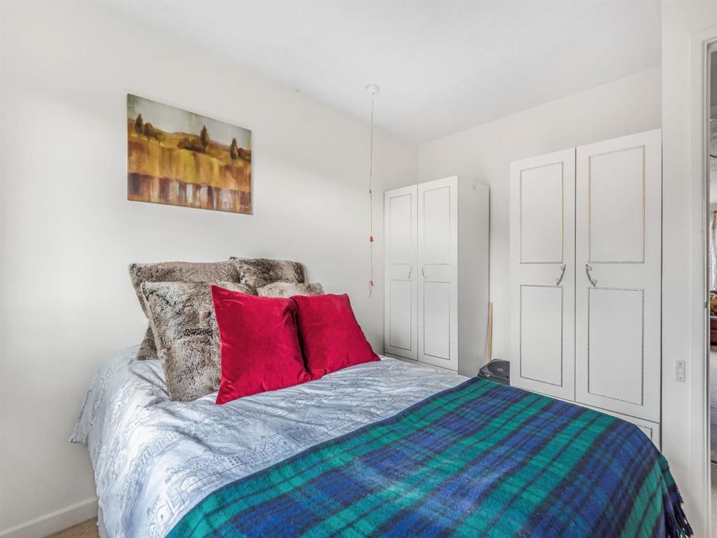 1 bedroom apartment for sale in Richmond Court, Towcester, NN12