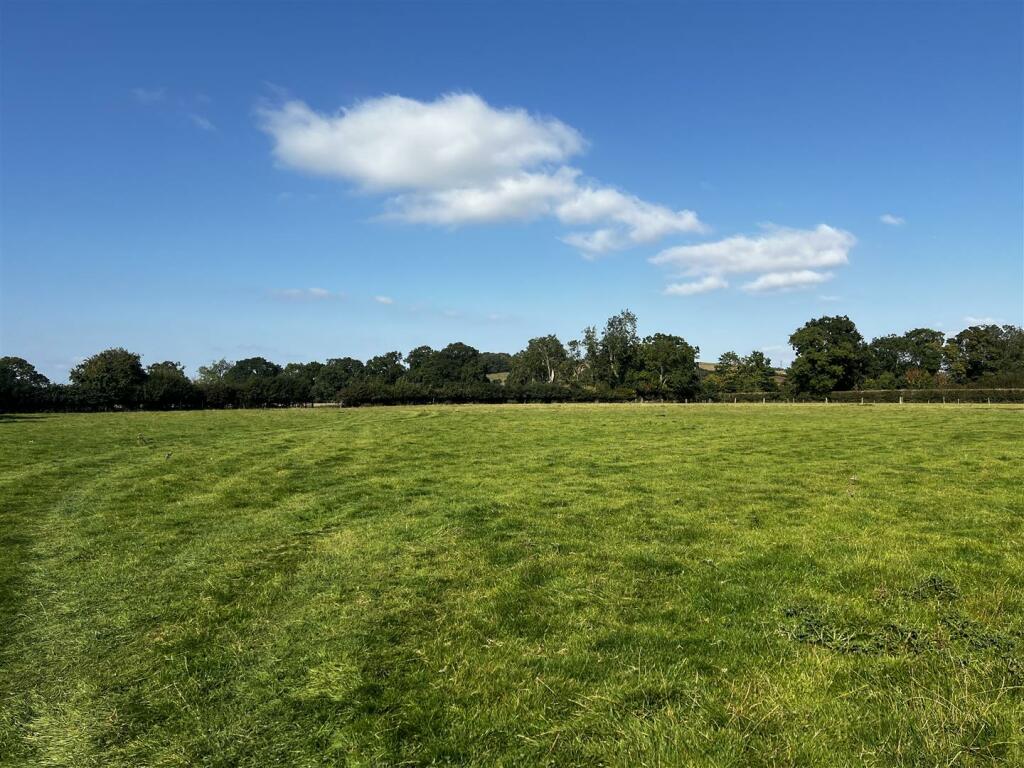 Additional property image - Shuckburgh Road, Priors Marston, CV47