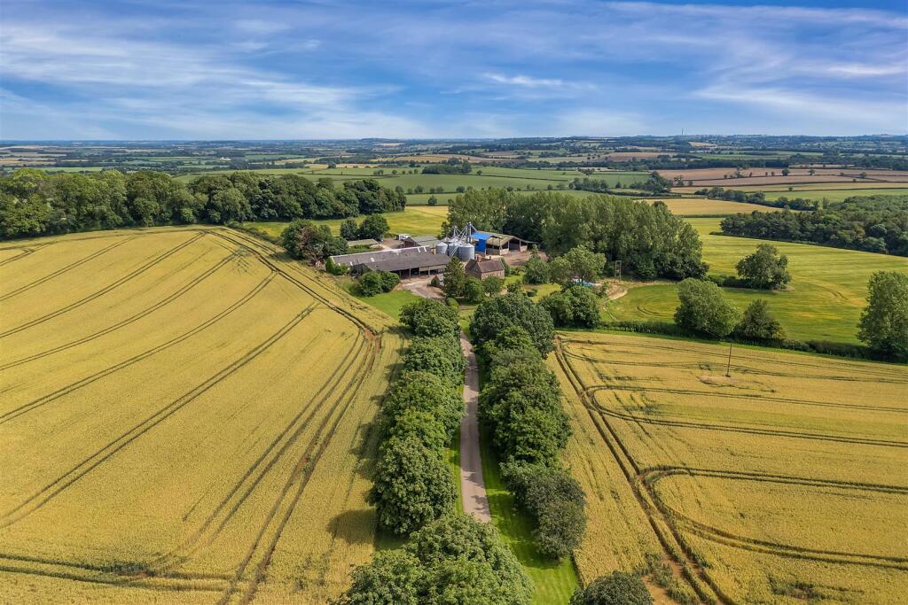 Additional property image - Dassett Road, Avon Dassett, Southam