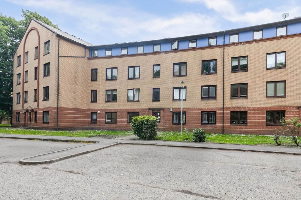 Main image of property: Plantation Park Gardens, Glasgow, G51