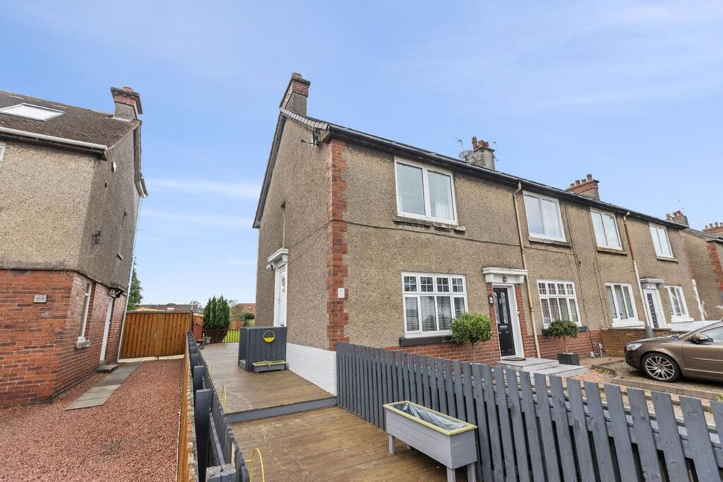 Main image of property: Oxford Road, Renfrew, PA4
