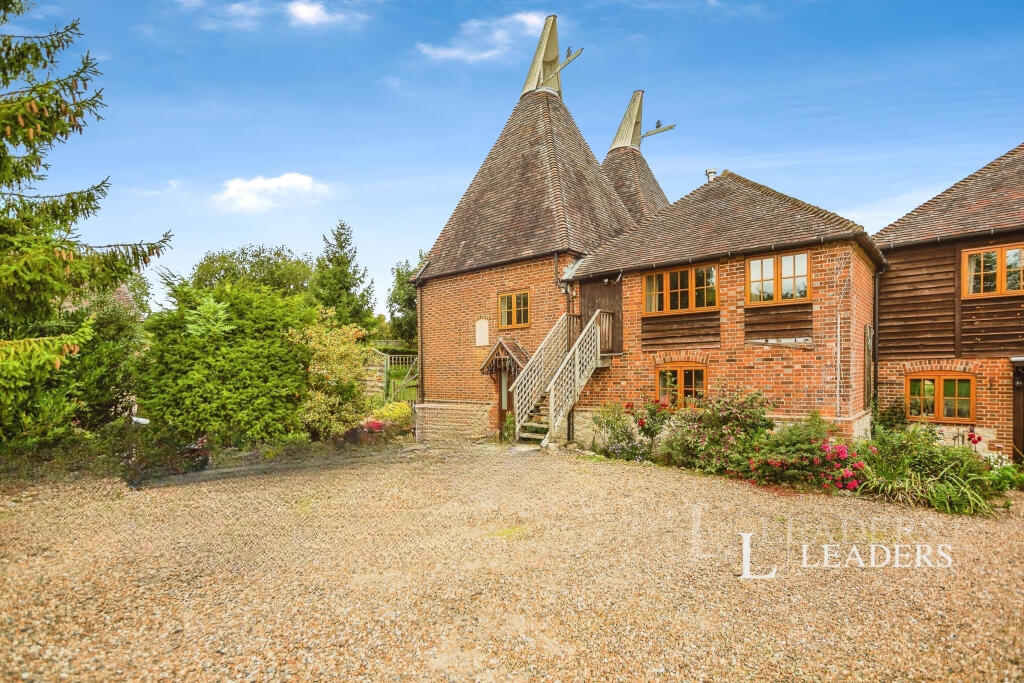 Main image of property: Farleigh Lane, ME16