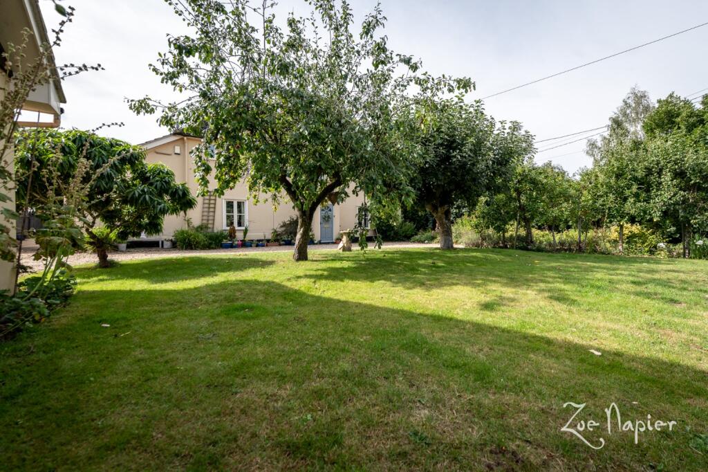 4 bedroom detached house for sale in Lower Somersham, IP8