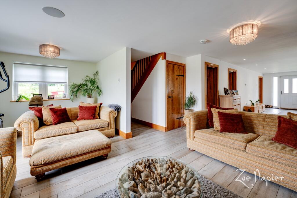 Additional property image - Moreton