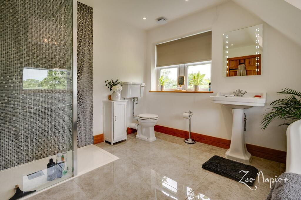 Additional property image - Moreton