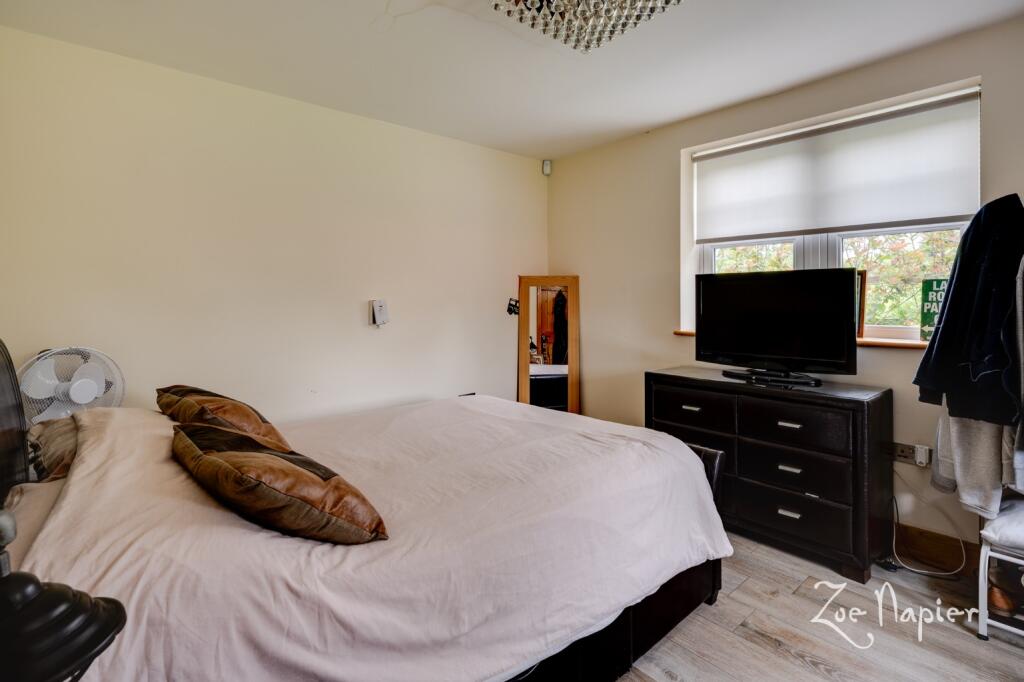 Additional property image - Moreton