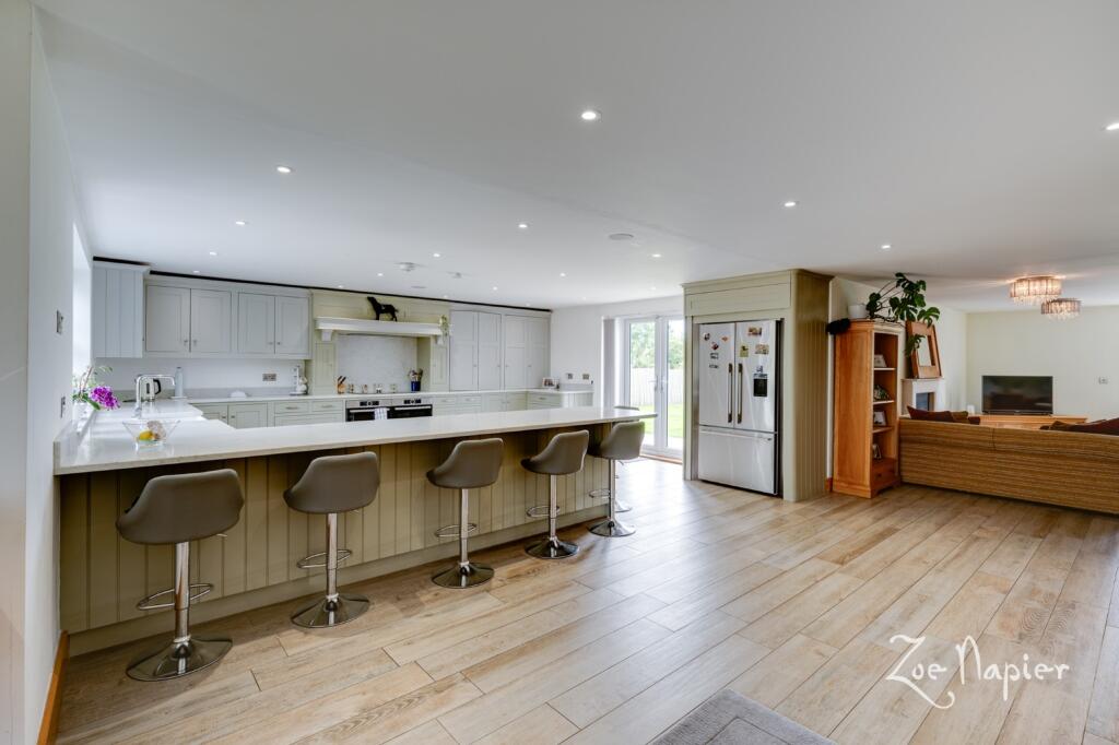 Additional property image - Moreton