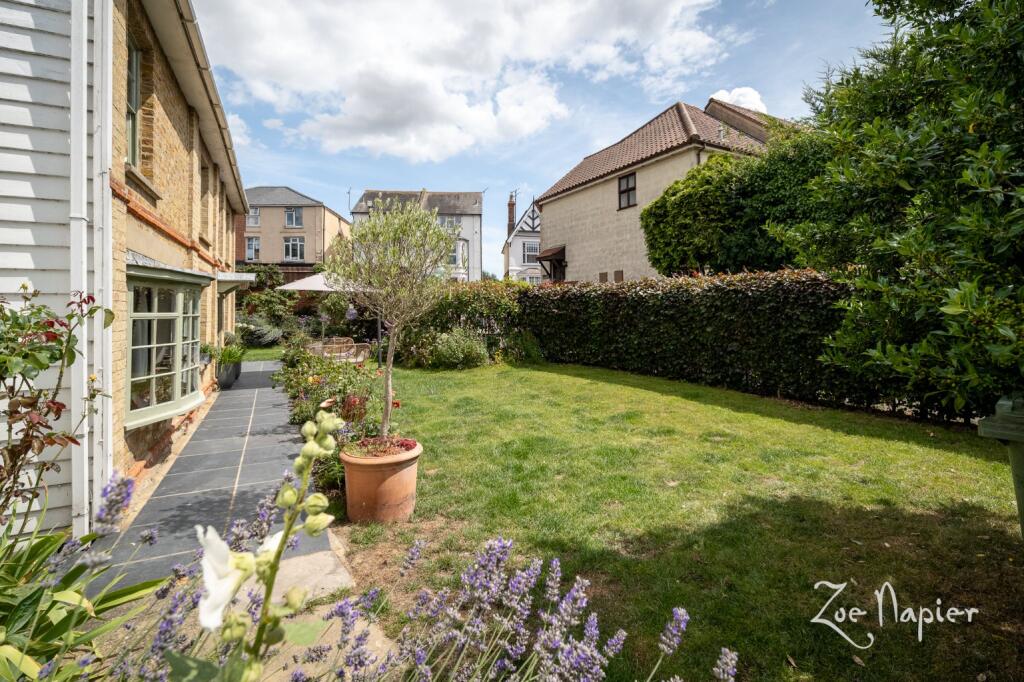 Additional property image - Burnham on Crouch