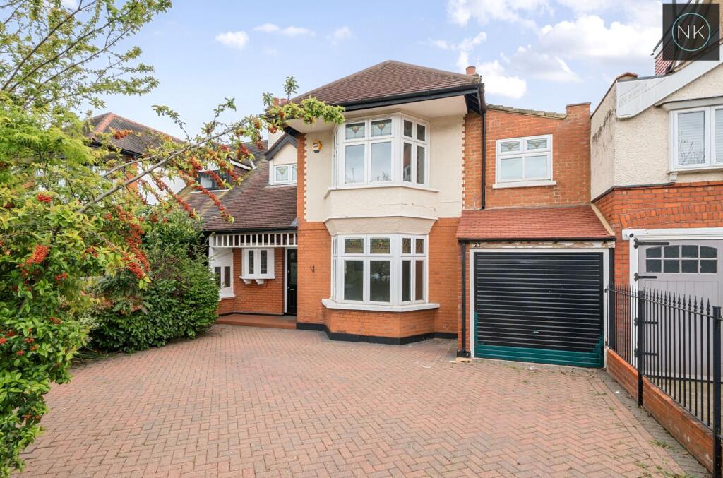 Main image of property: Bressey Grove, South Woodford, London, E18