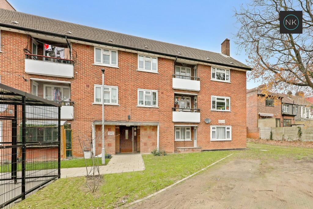 Main image of property: Suffolk Court, Suffolk Road, Ilford, London, IG3 8JQ