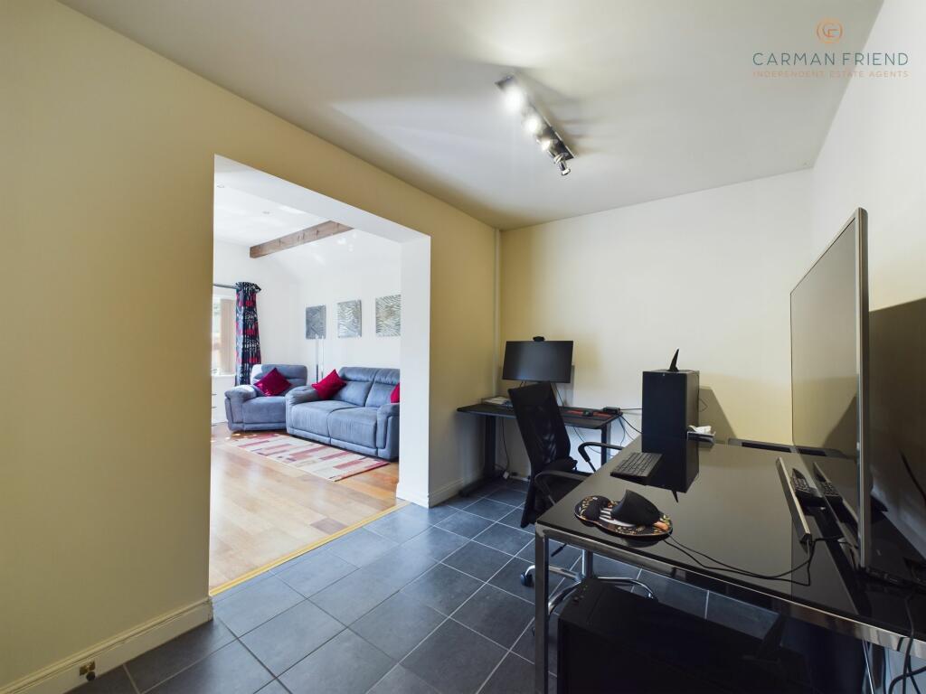 Additional property image - Orchard Grove, Farndon, CH3