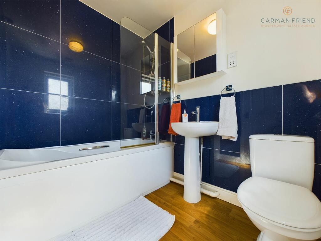 Additional property image - Orchard Grove, Farndon, CH3