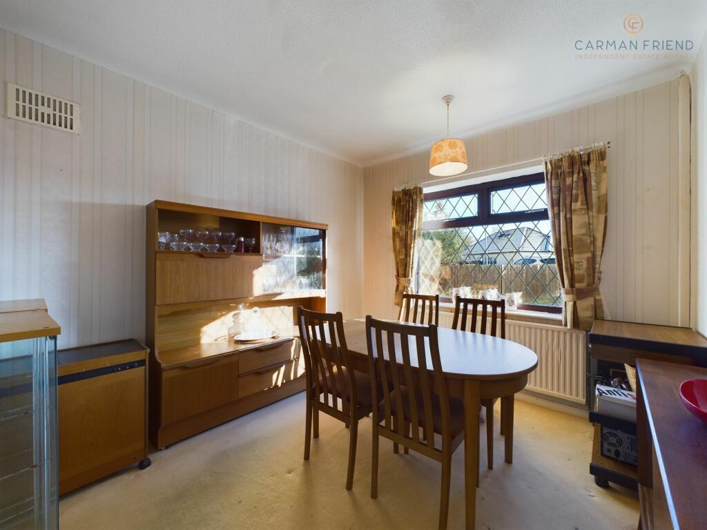 Additional property image - Willow Close, Upton, CH2