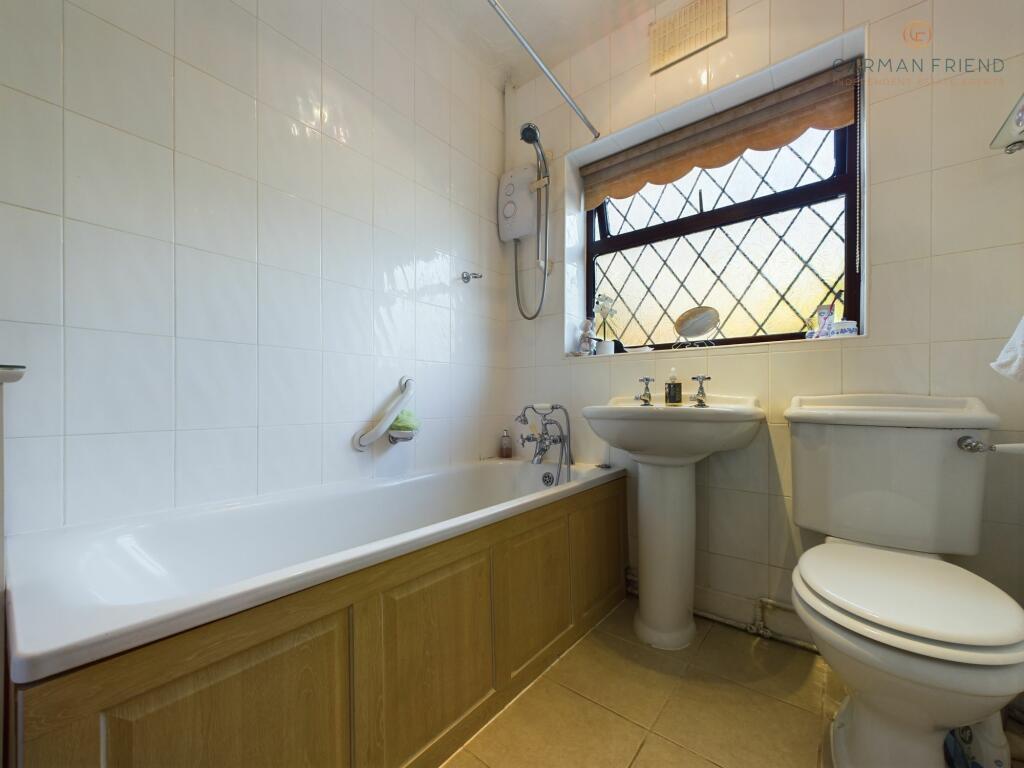 Additional property image - Willow Close, Upton, CH2