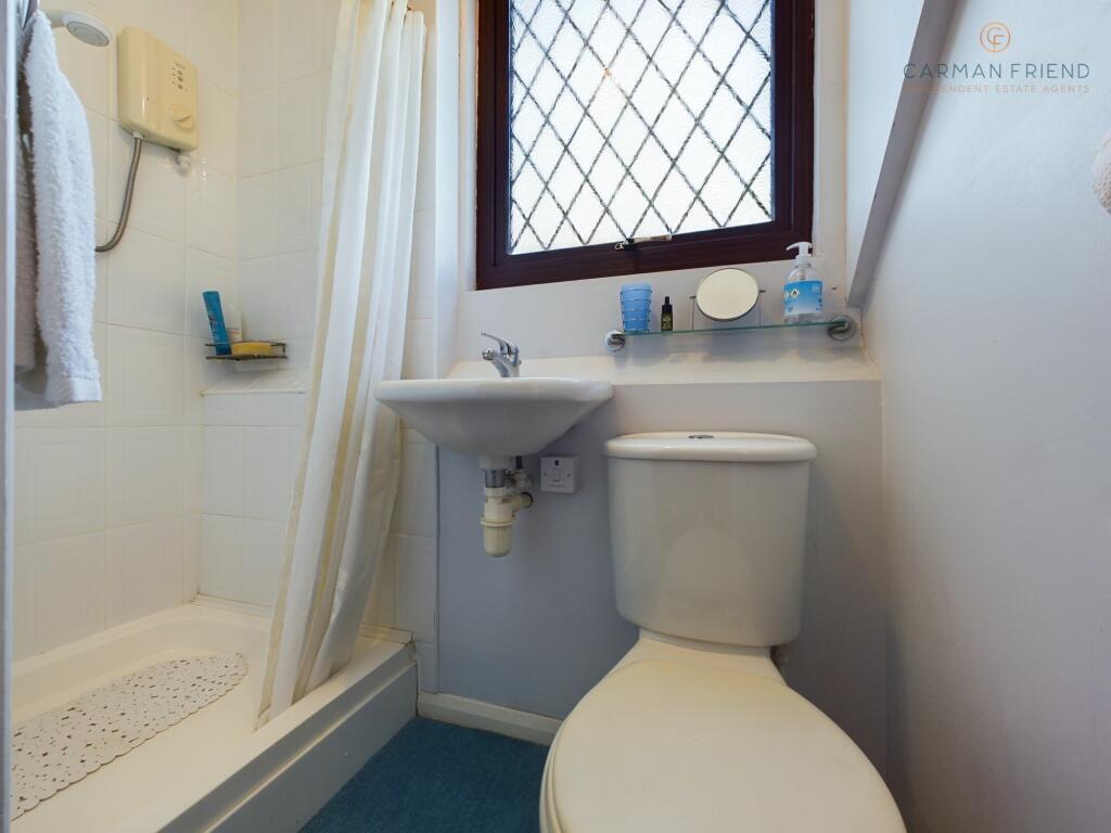 Additional property image - Willow Close, Upton, CH2