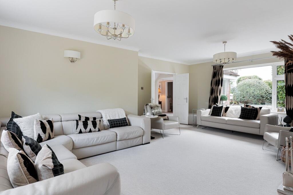 Additional property image - Manor Park, Great Barrow, CH3