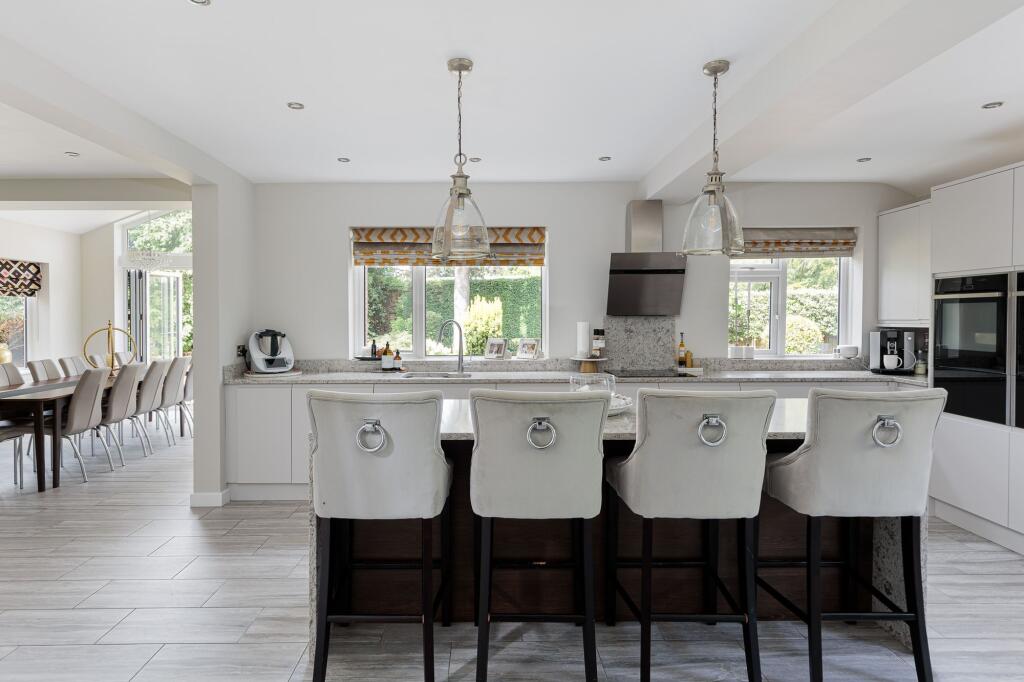 Additional property image - Manor Park, Great Barrow, CH3