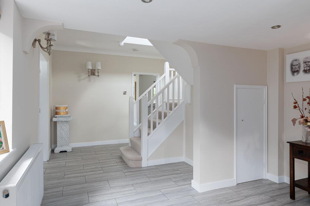 Additional property image - Manor Park, Great Barrow, CH3