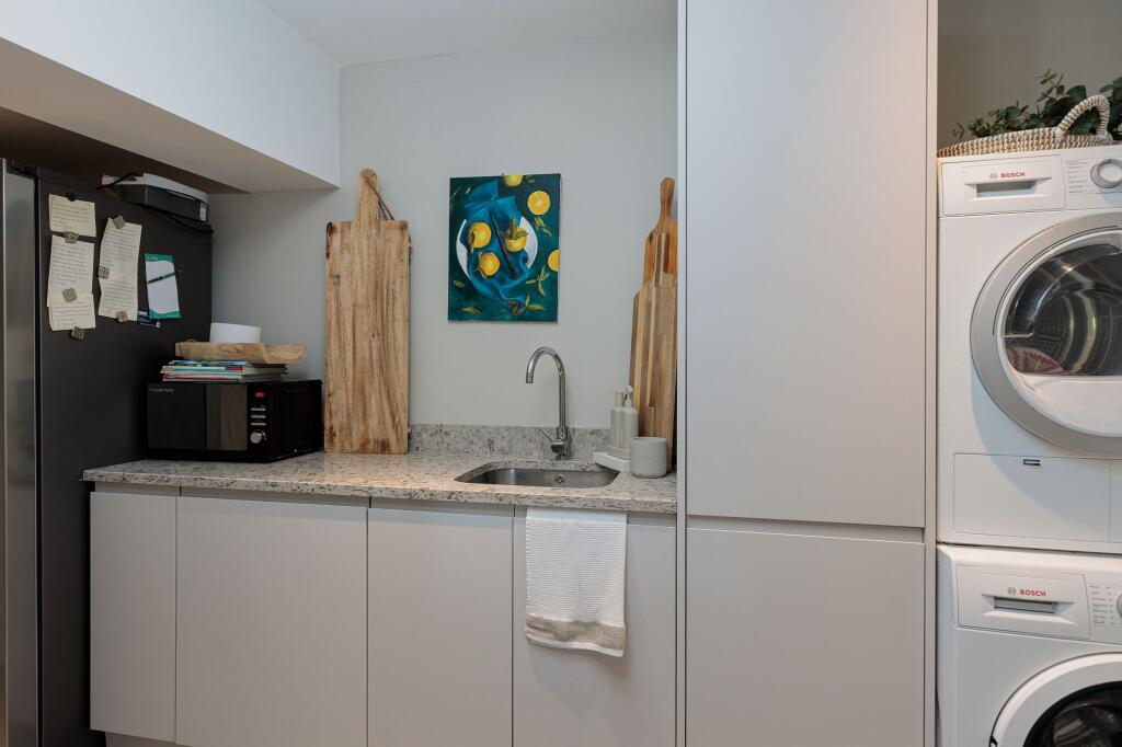 Additional property image - Manor Park, Great Barrow, CH3