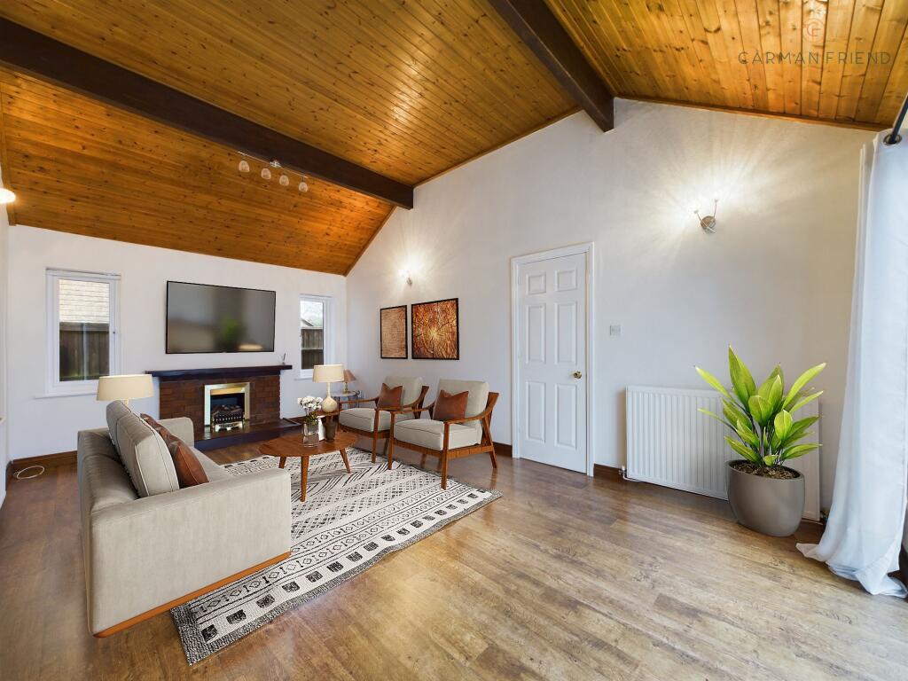 Additional property image - Round Hill Meadow, Great Boughton, CH3