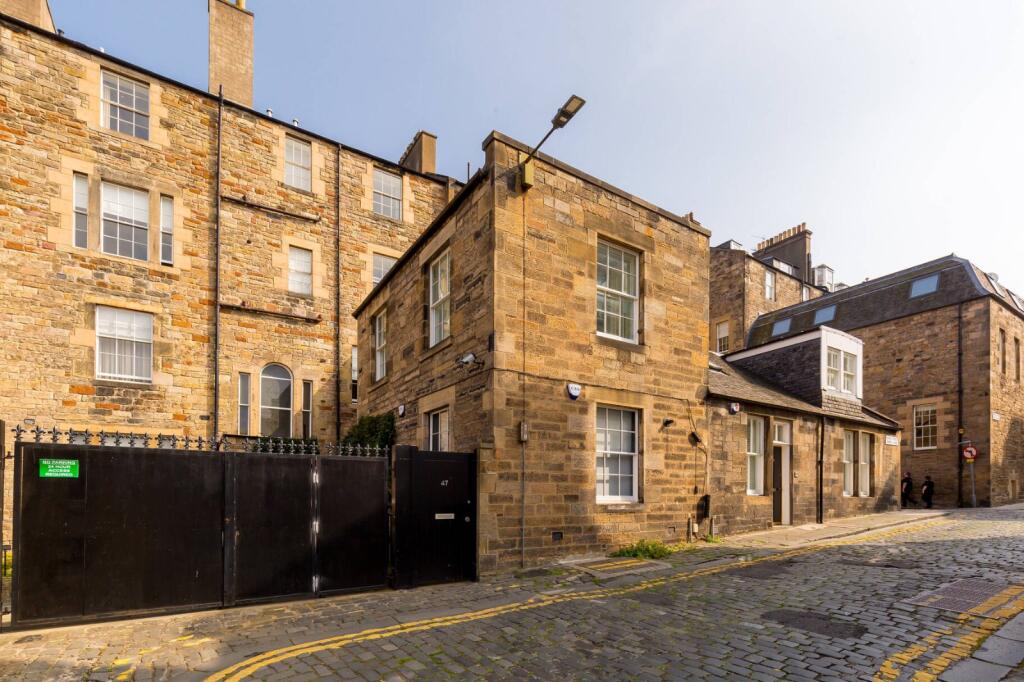 Main image of property: Young Street North Lane, New Town, Edinburgh, EH2