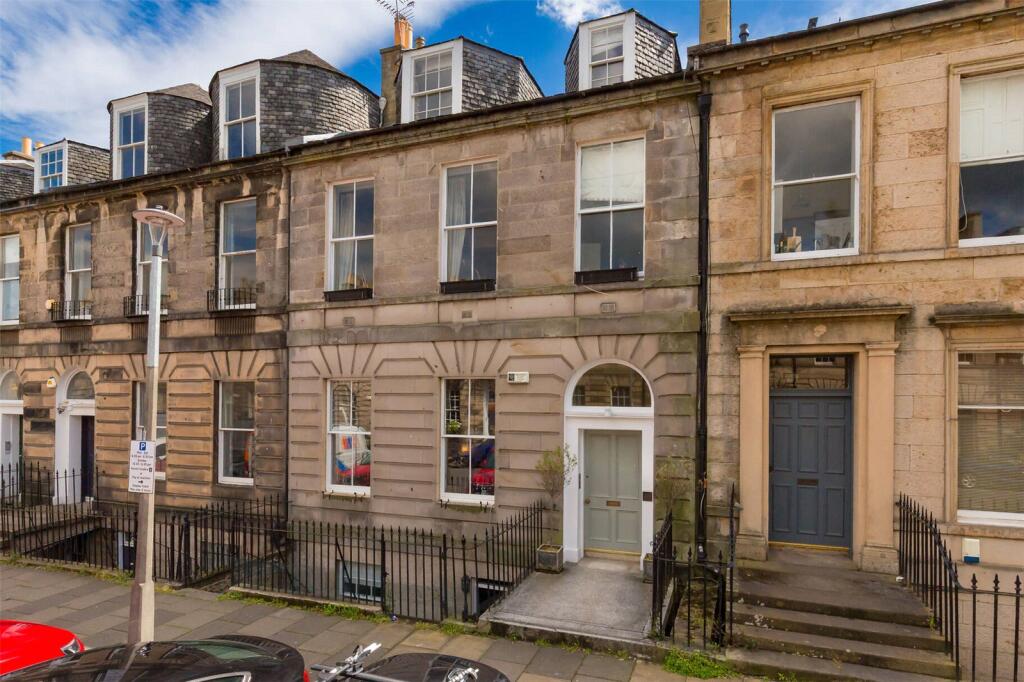 Main image of property: Albany Street, Edinburgh, EH1