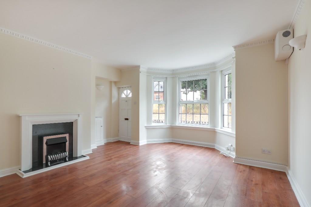 2 bedroom ground floor for sale in Fishers Green Road