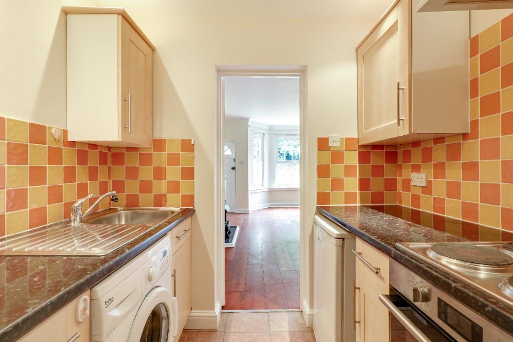 2 bedroom ground floor for sale in Fishers Green Road