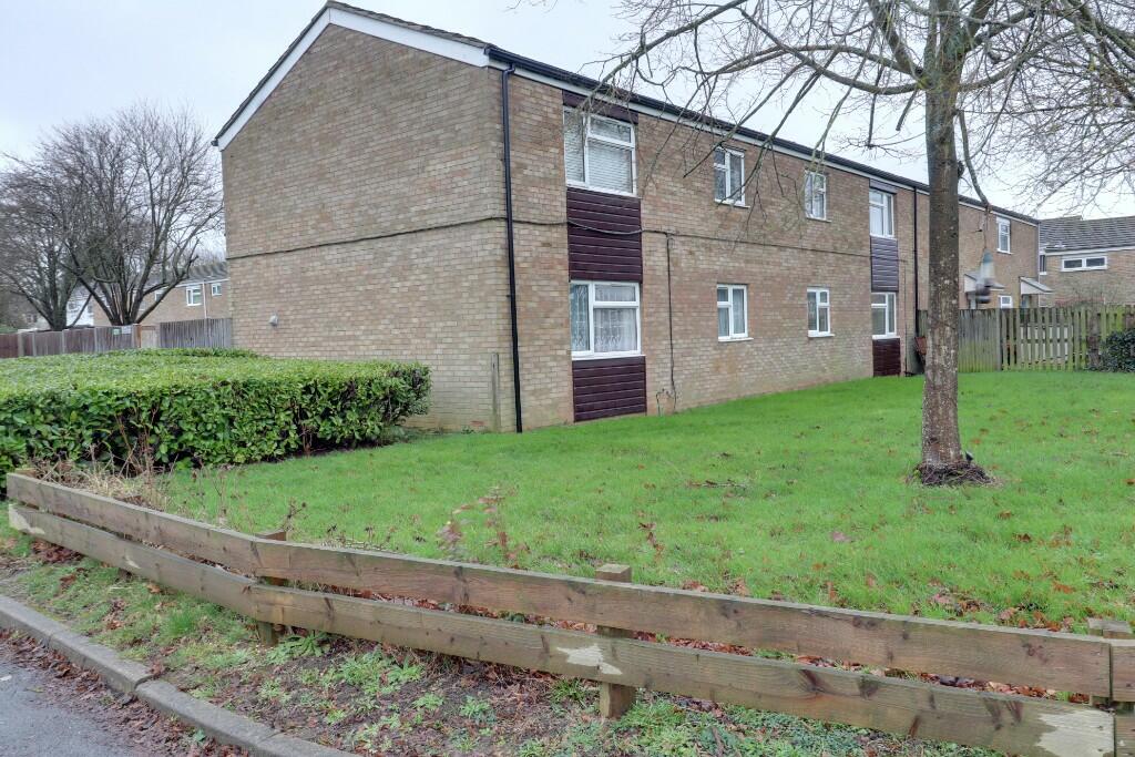 1 bedroom ground floor flat for sale in Torquay Crescent, Stevenage