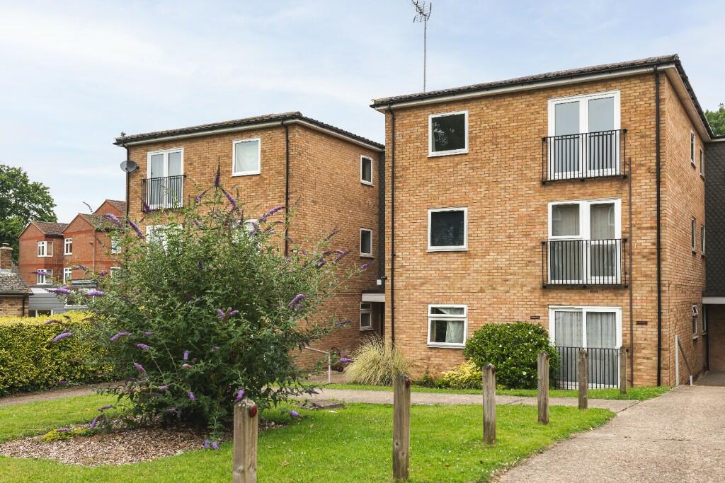 Main image of property: Chatsworth Court, Stevenage, Hertfordshire, SG2