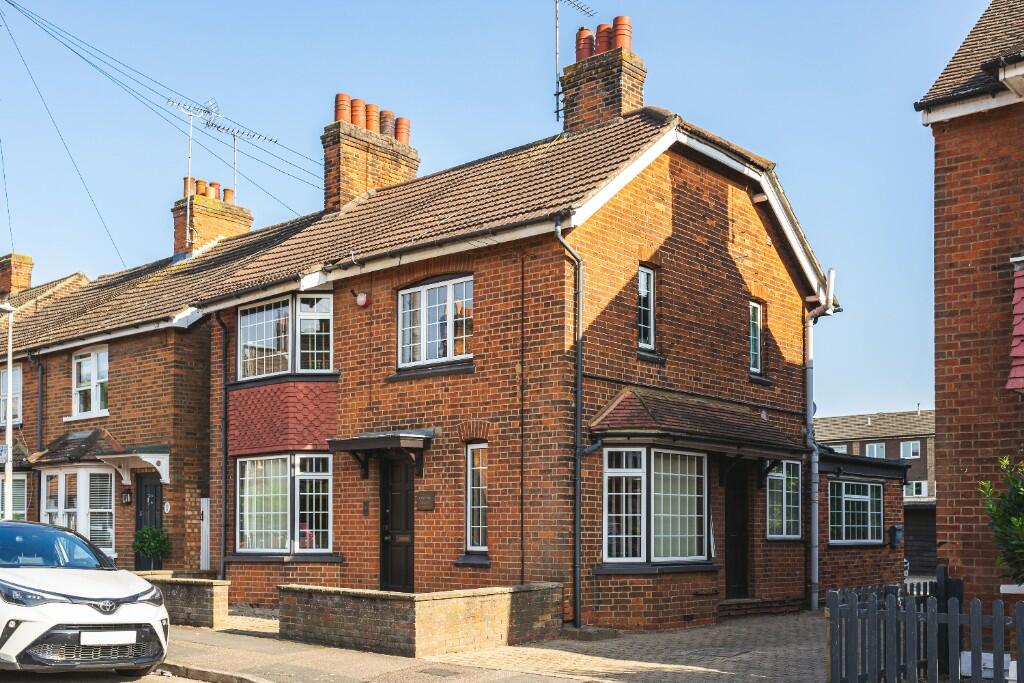 Main image of property: Basils Road, Stevenage, Hertfordshire, SG1